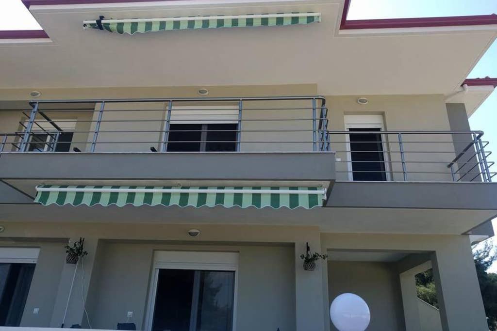 Orange Apartment Никити Екстериор снимка