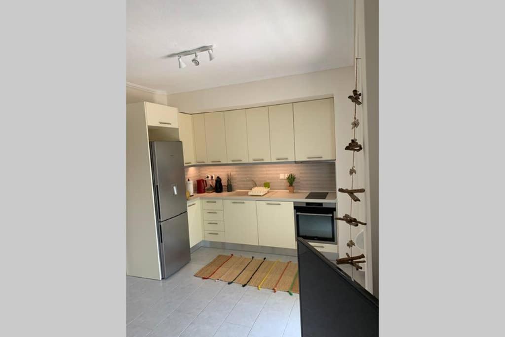 Orange Apartment Никити Екстериор снимка