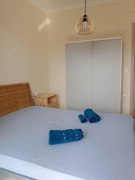 Orange Apartment Никити Екстериор снимка