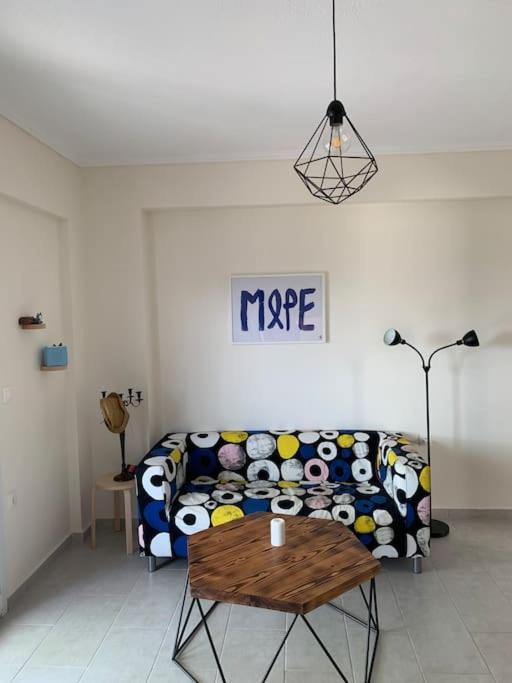 Orange Apartment Никити Екстериор снимка